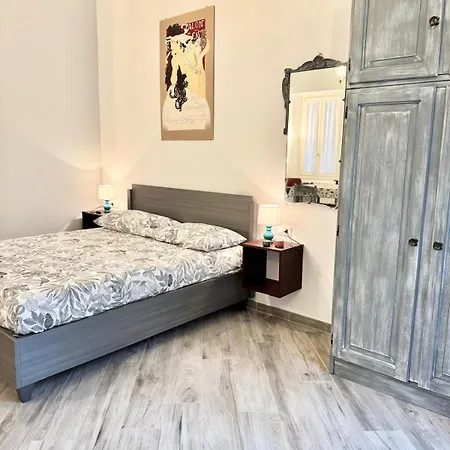 Casa Ferro